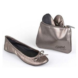 🌟NEW🌟 Sidekick’s Heelin’ Good Flats with Pouch SZ M (7-8)